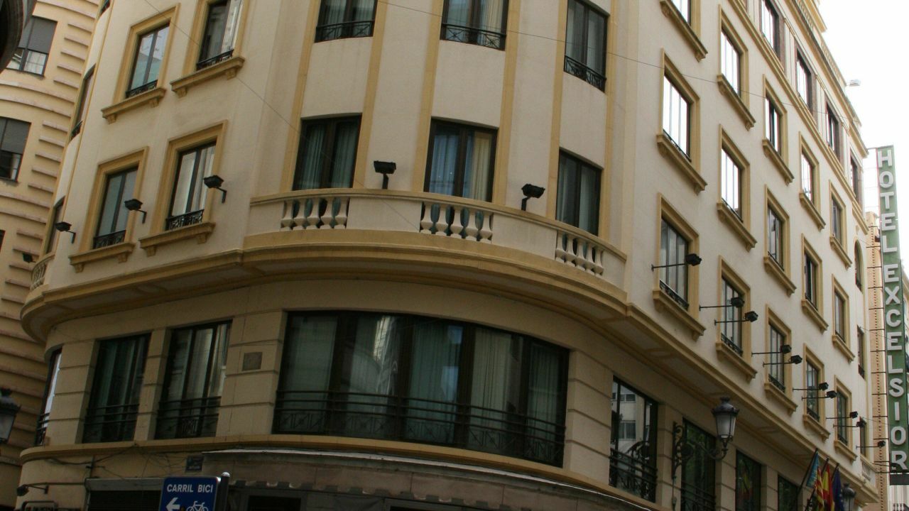 Catalonia Excelsior Hotel Valencia Exterior photo